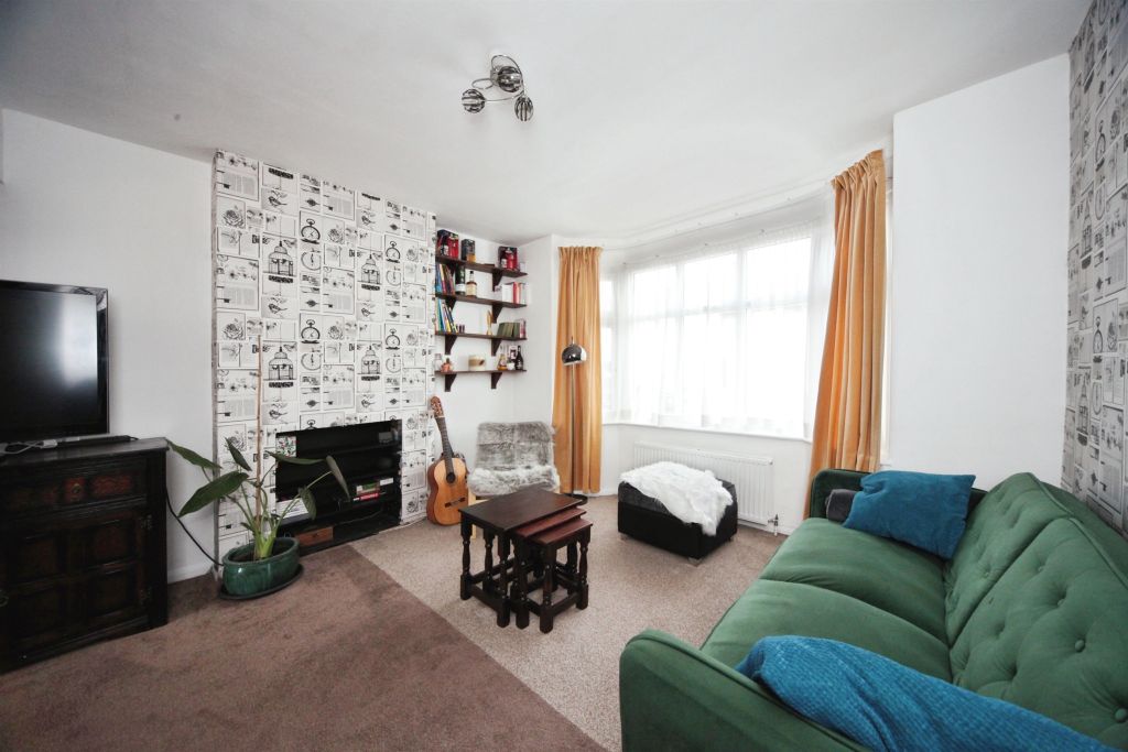 Property photo 3 of 21