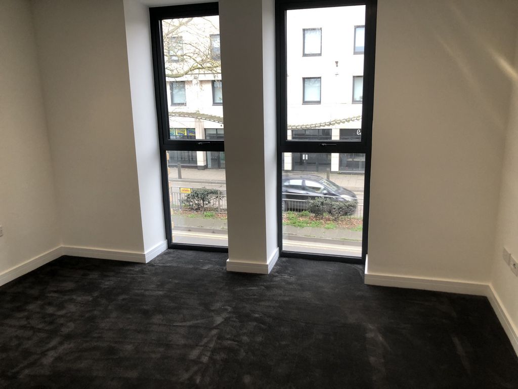 Property photo 3 of 7 Photo 2