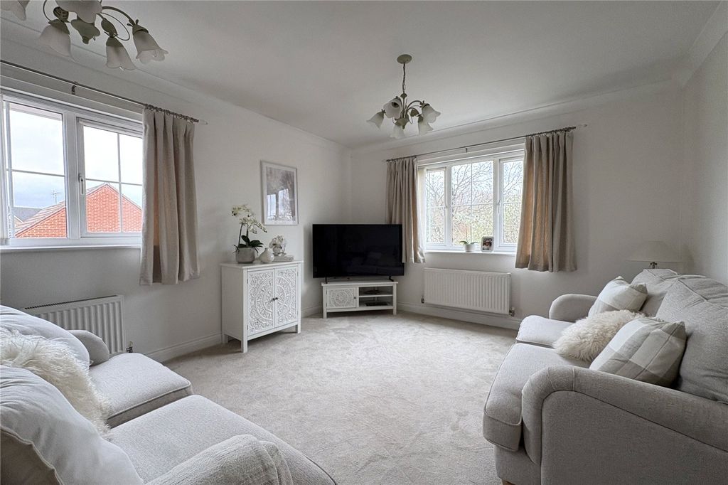 Property photo 2 of 9 Picture No. 06