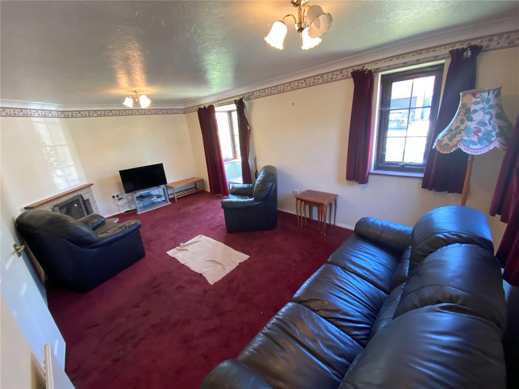 Property photo 2 of 25 Picture No. 09