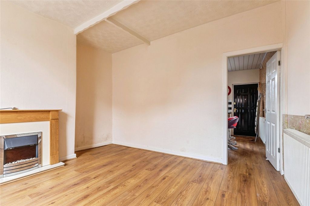 Property photo 2 of 17 Picture No. 02