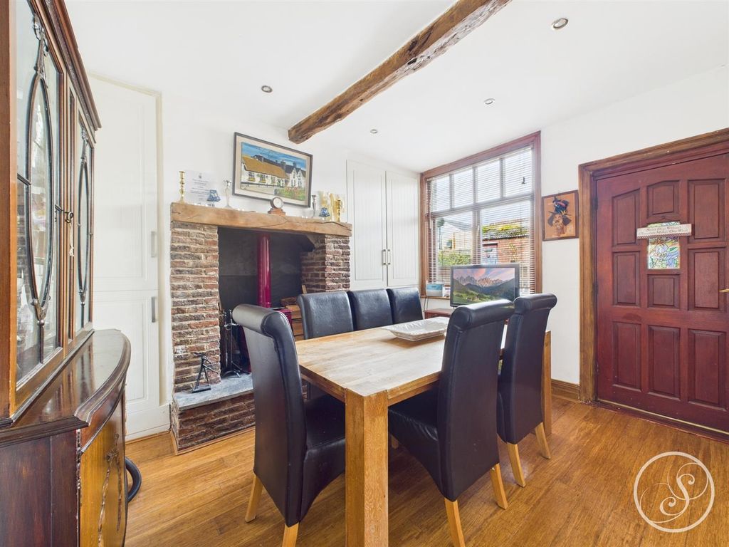 Property photo 2 of 20 Dining Room