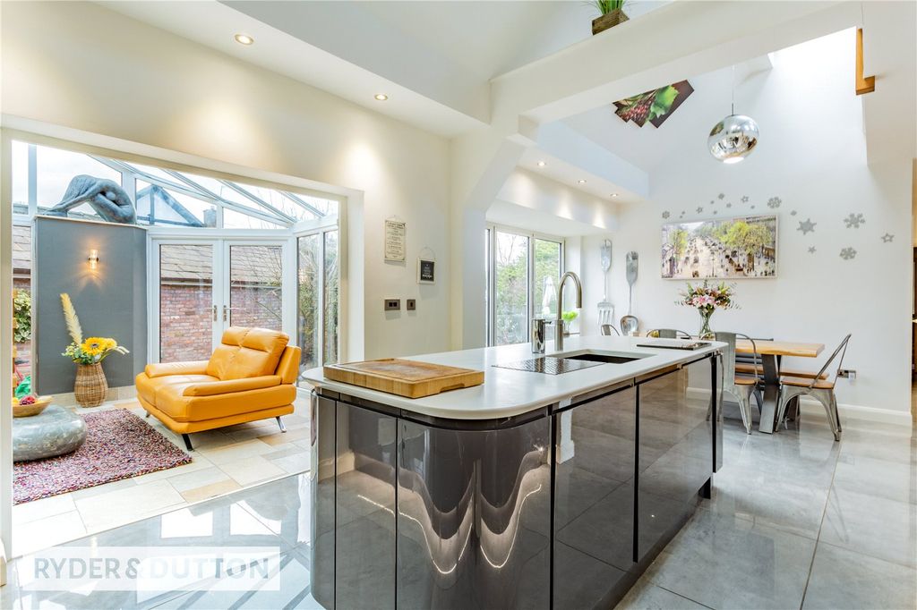 Property photo 1 of 49 Dining/Kitchen
