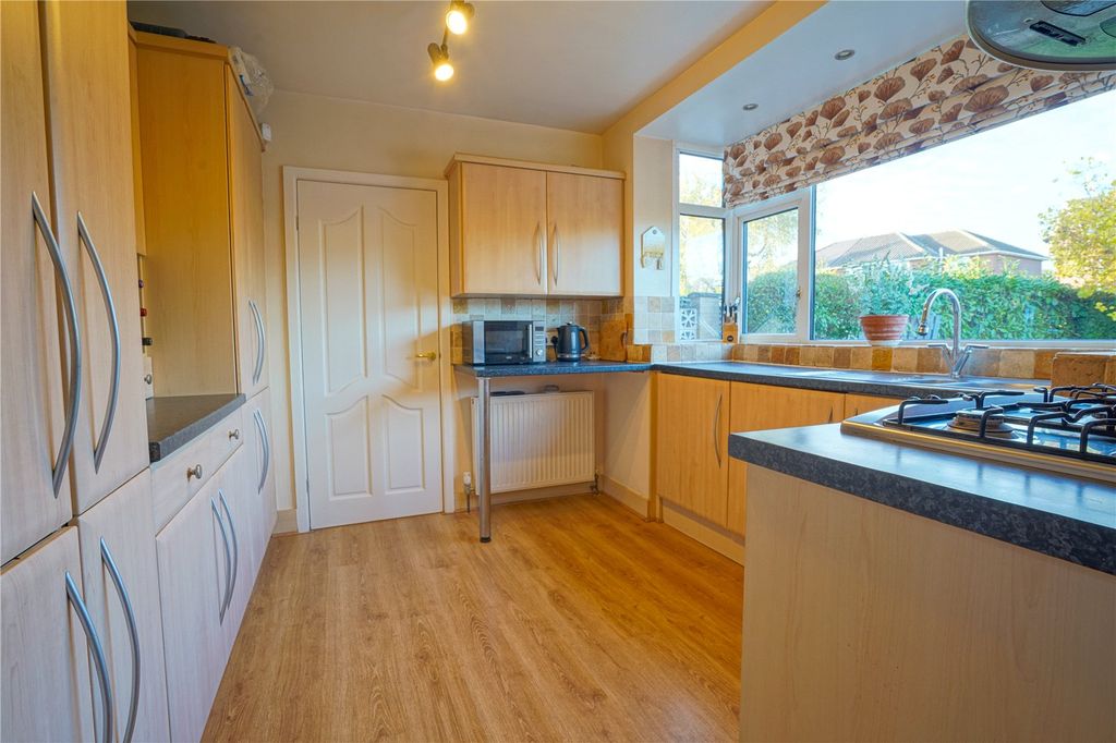 Property photo 3 of 17 Picture No. 09