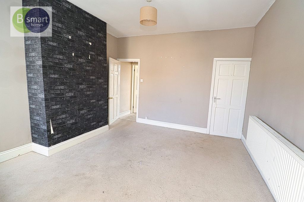 Property photo 3 of 12 Img_4397