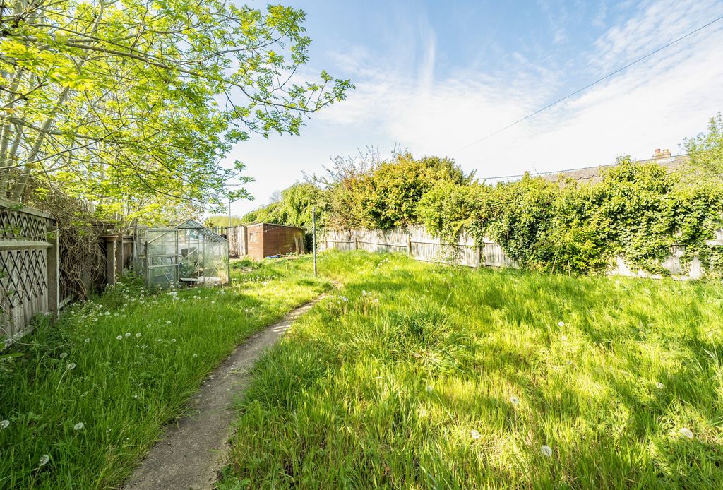 Property photo 3 of 14 1451526-4-69Ef2E7...