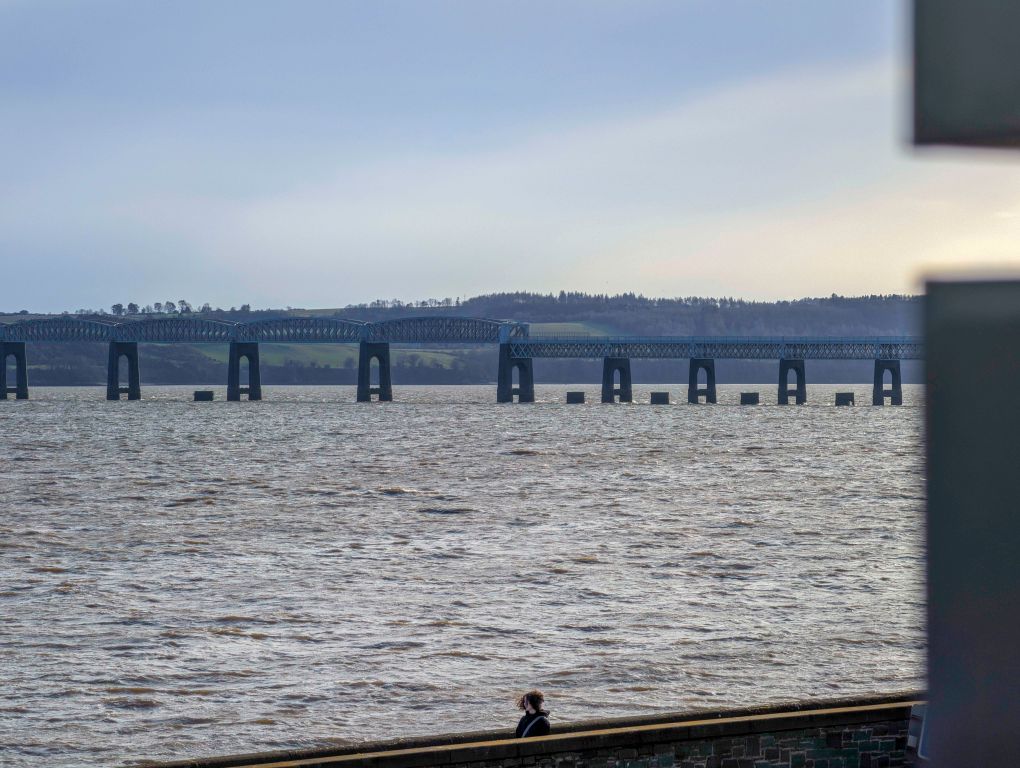 Property photo 2 of 28