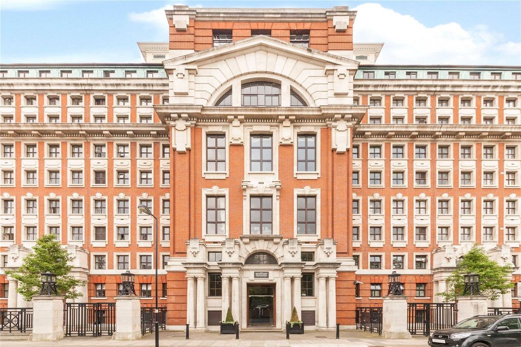 Property photo 2 of 11