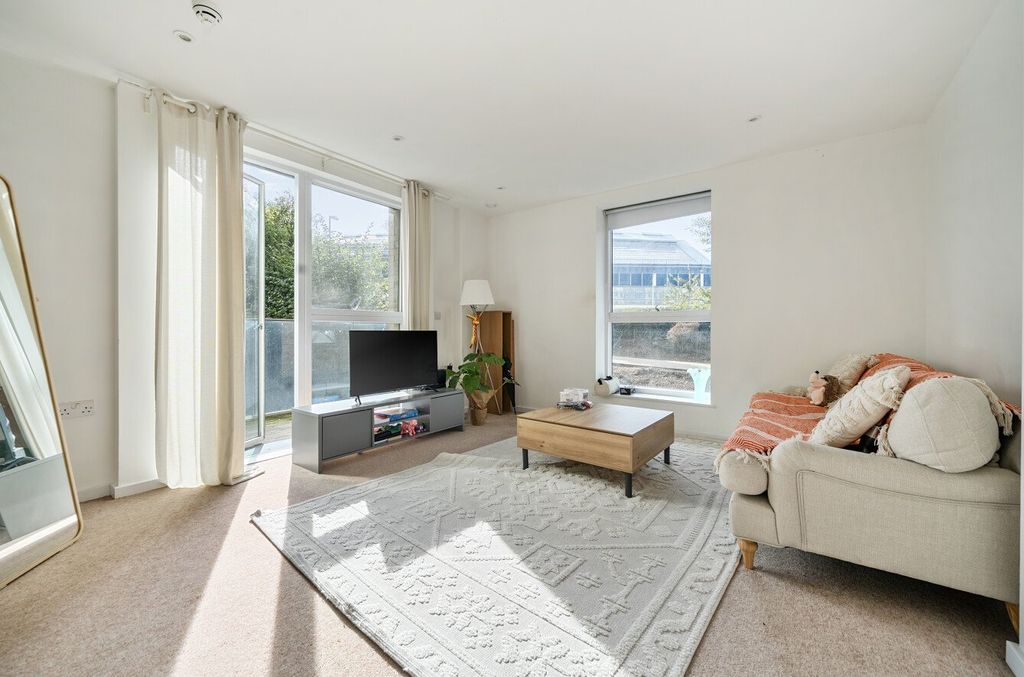 Property photo 2 of 9 Picture No. 02