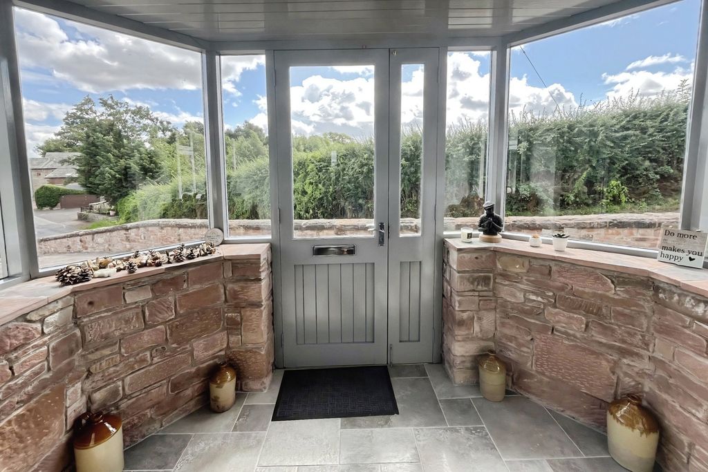 Property photo 2 of 17 Porch
