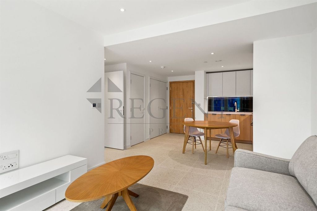 Property photo 2 of 20 Open Plan