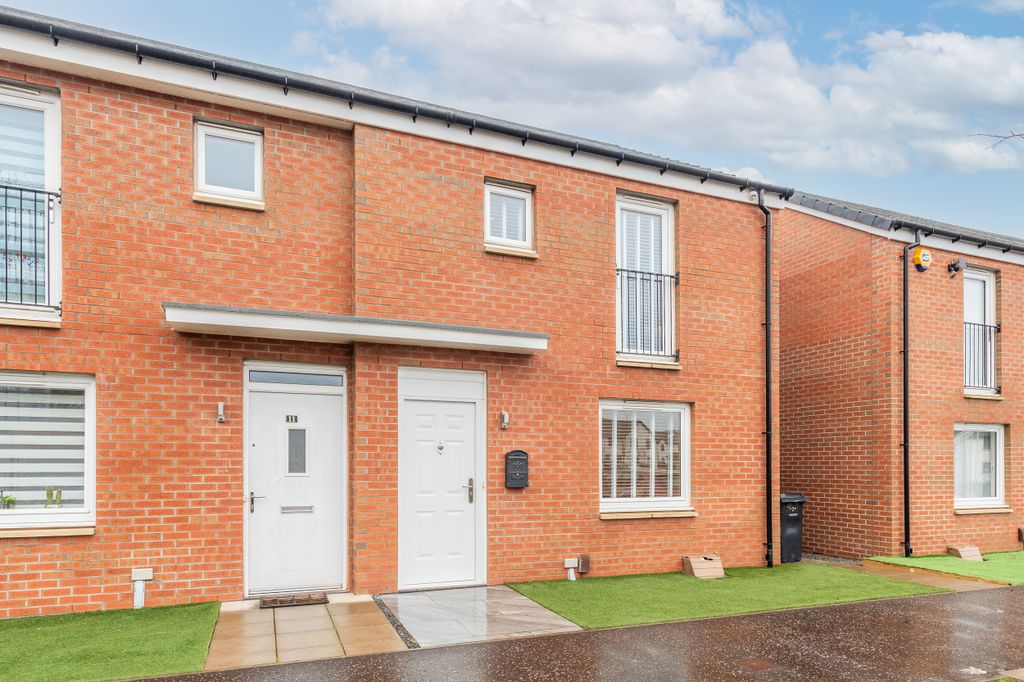 Property photo 1 of 44