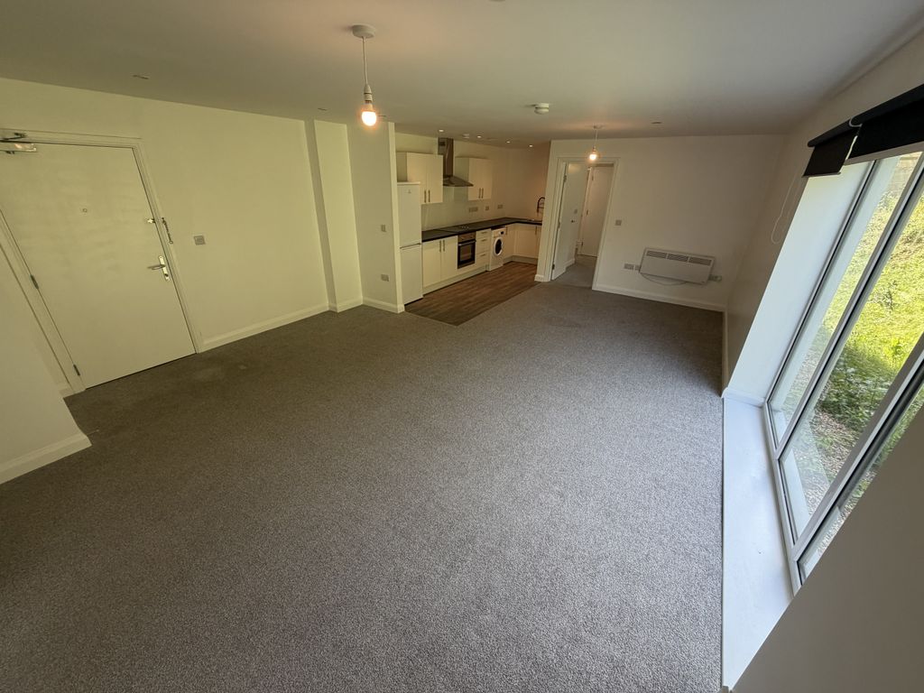 Property photo 2 of 6