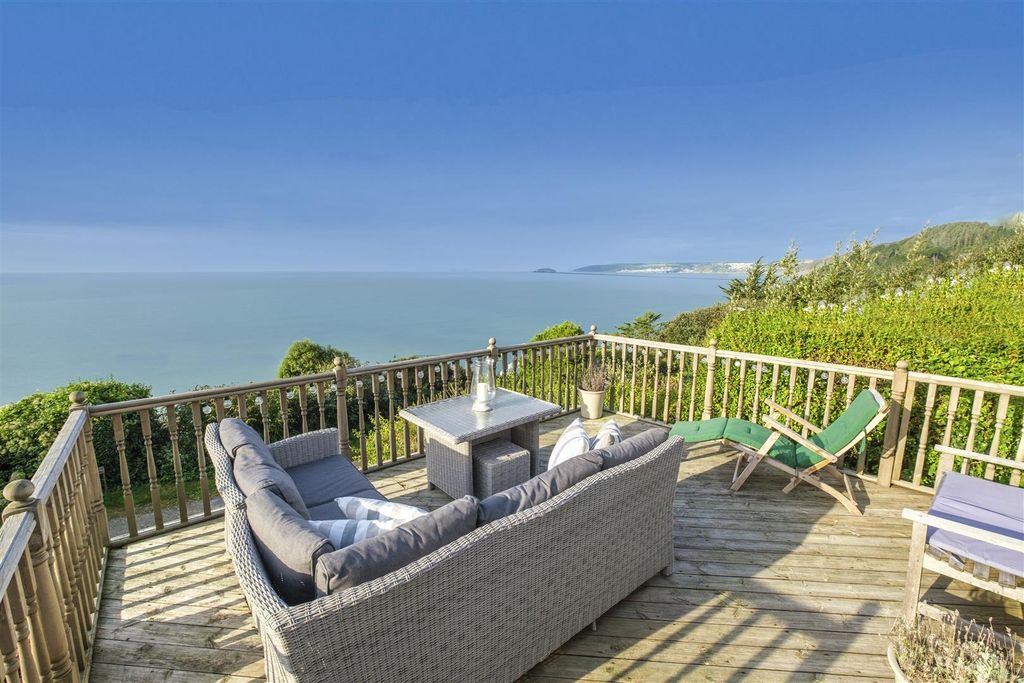 Property photo 1 of 22 Penrose Balcony.Jpg