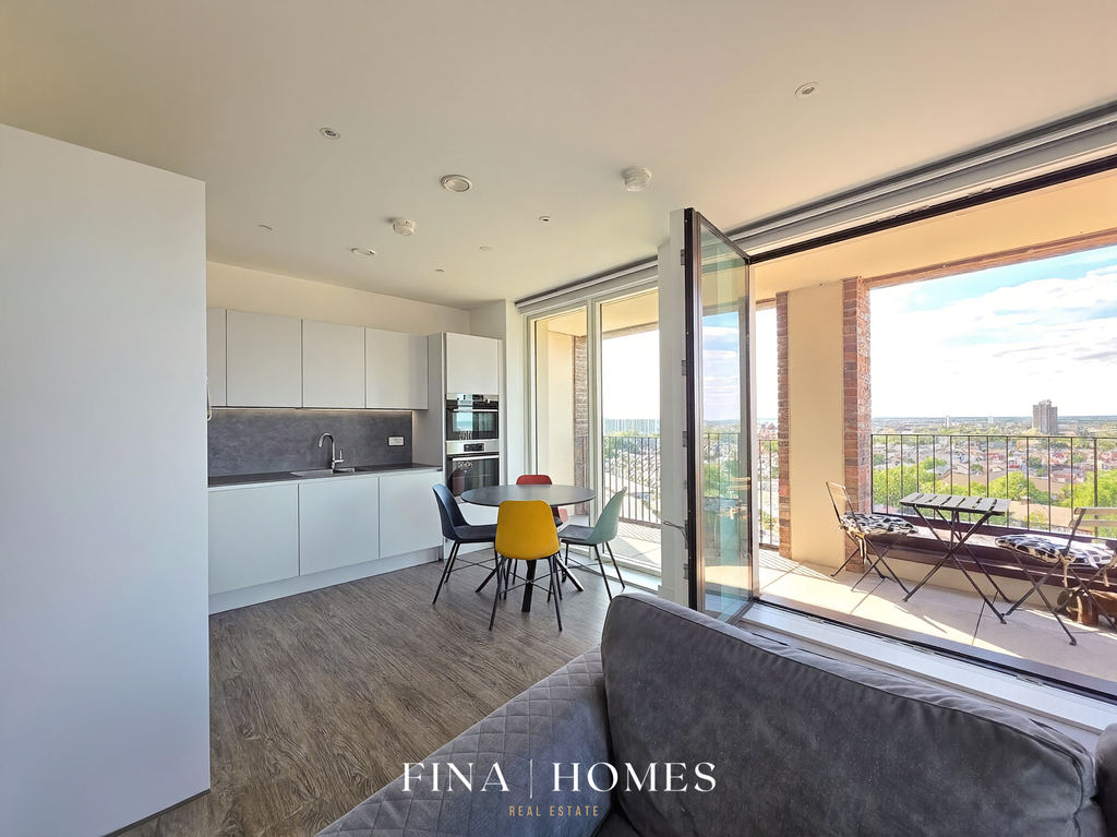 Property photo 3 of 16 Fina|Homes