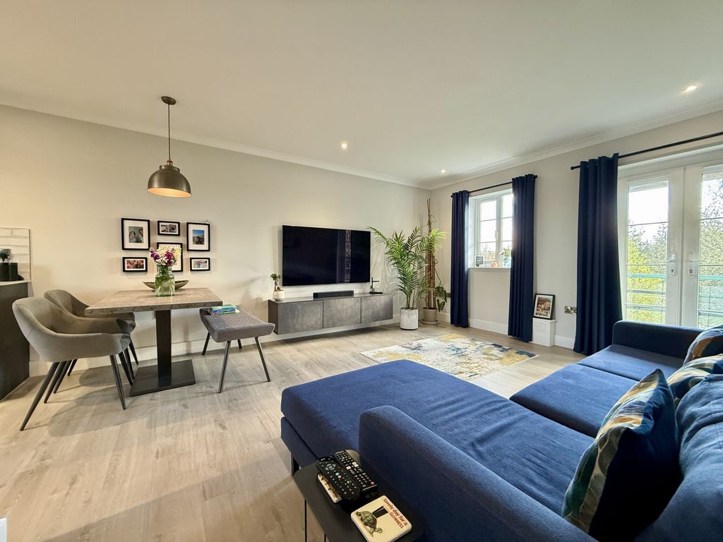 Property photo 3 of 17 Photo 3