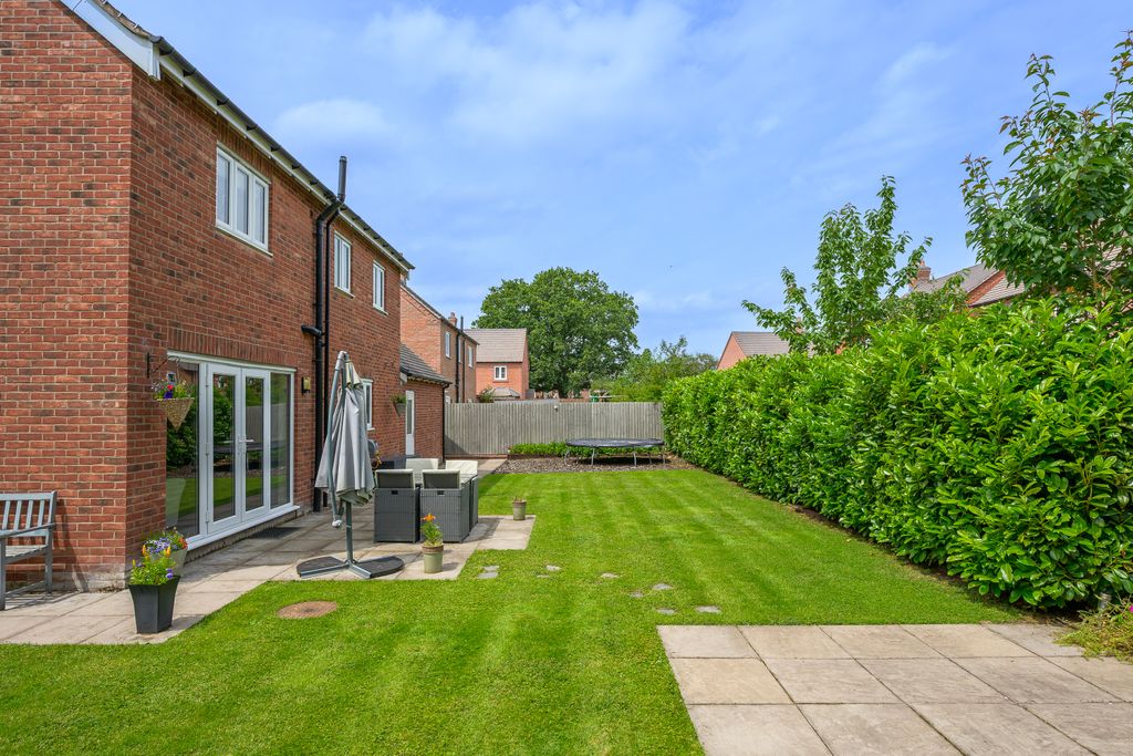 Property photo 2 of 38 Rear Garden
