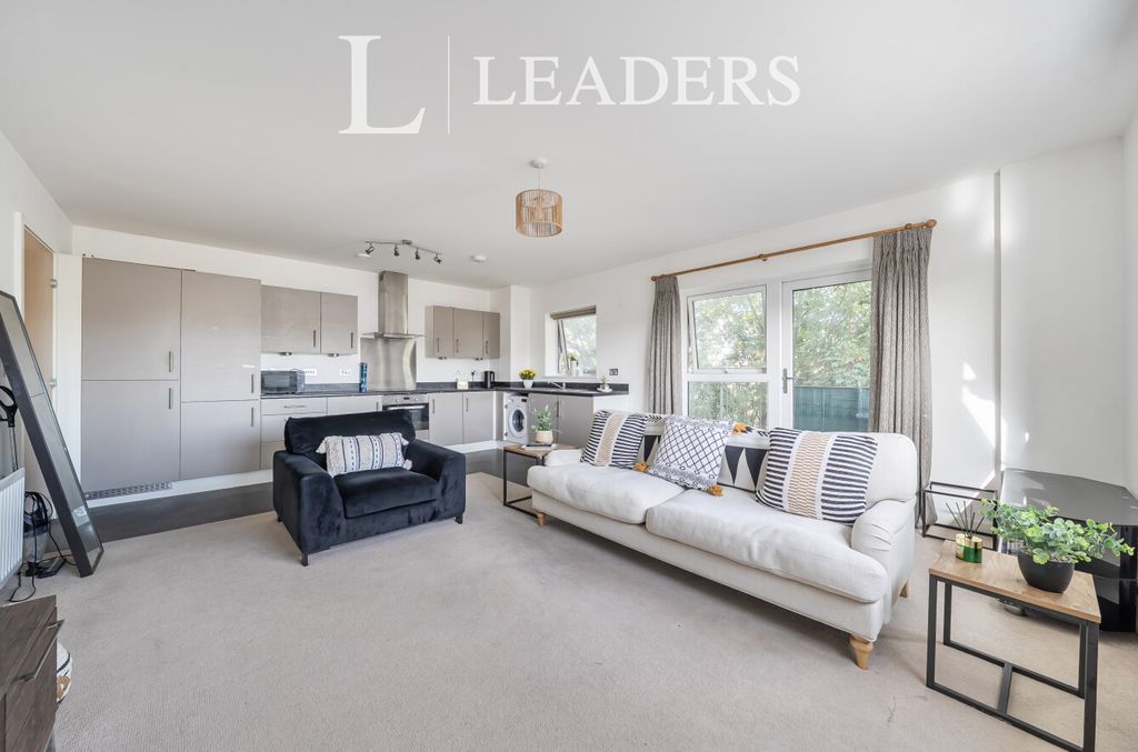 Property photo 2 of 20 25Fe977c-1ba3-4d2...