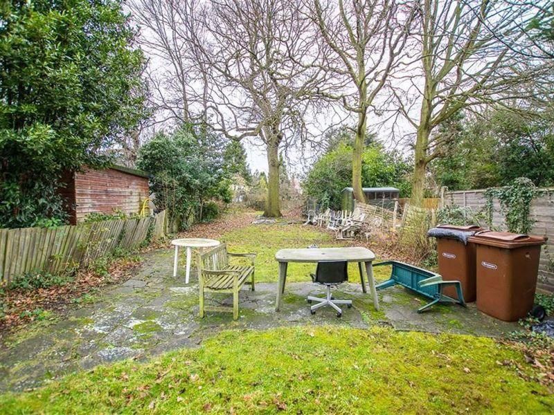 Property photo 3 of 14 Garden Hp 300..Jpg