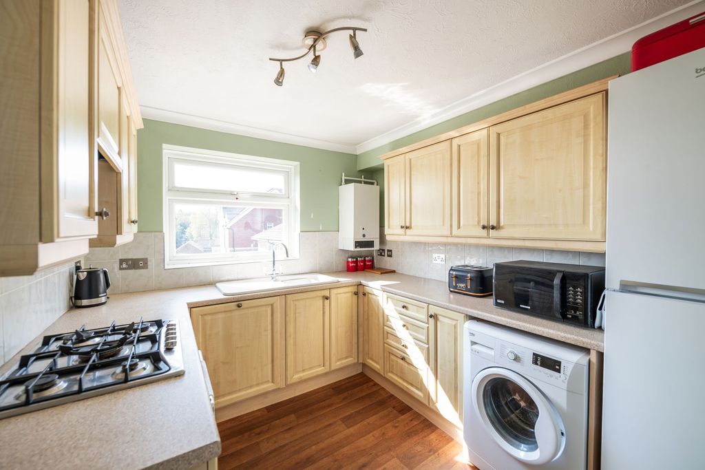 Property photo 2 of 11