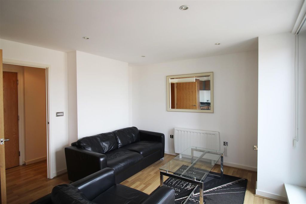 Property photo 3 of 9