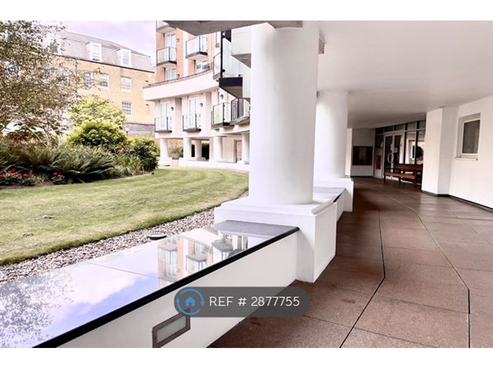 Property photo 3 of 18 Walkway To Flat