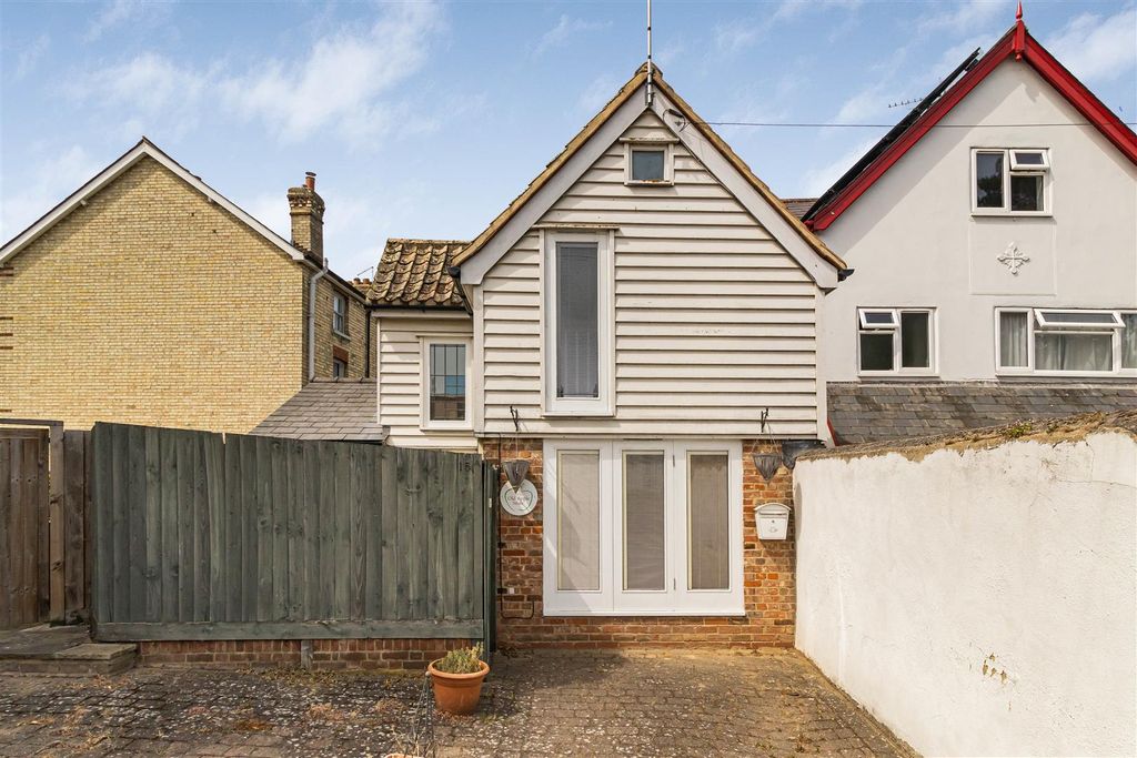 Property photo 1 of 16 2_83660.Jpg