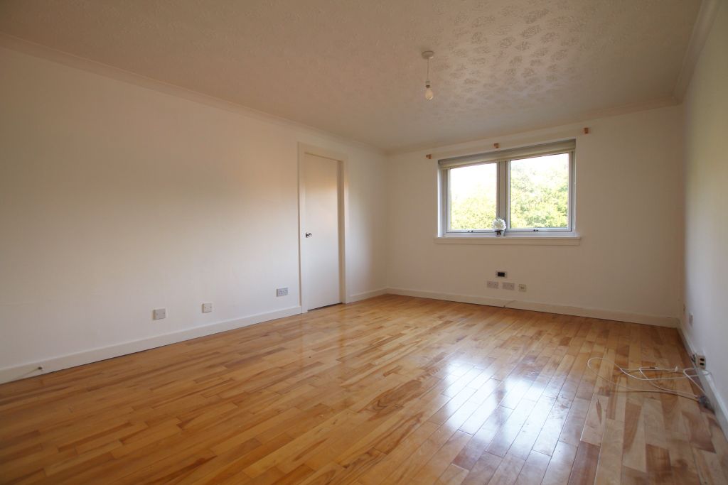 Property photo 2 of 9 Photo 2