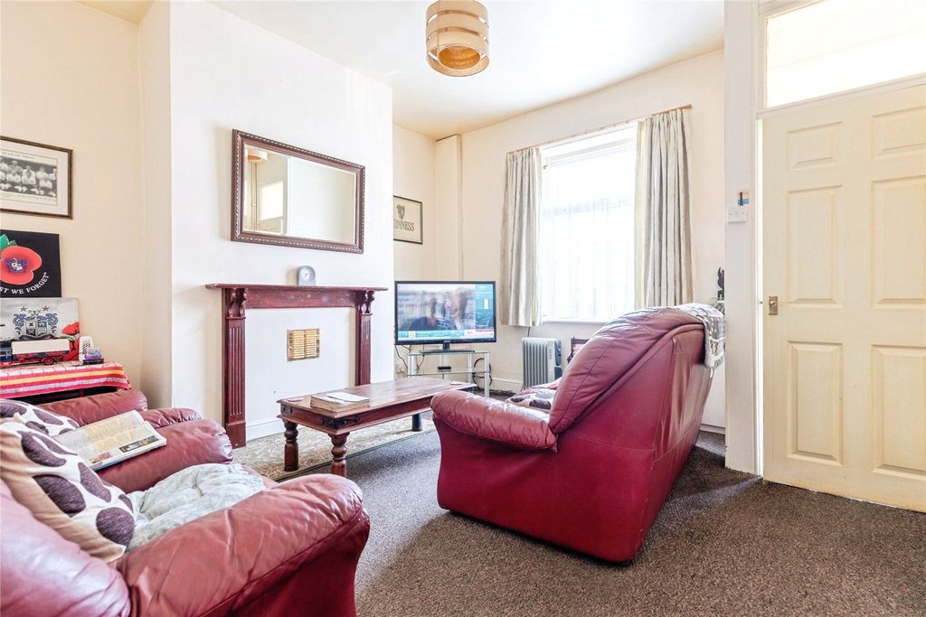 Property photo 2 of 12 Picture No. 06