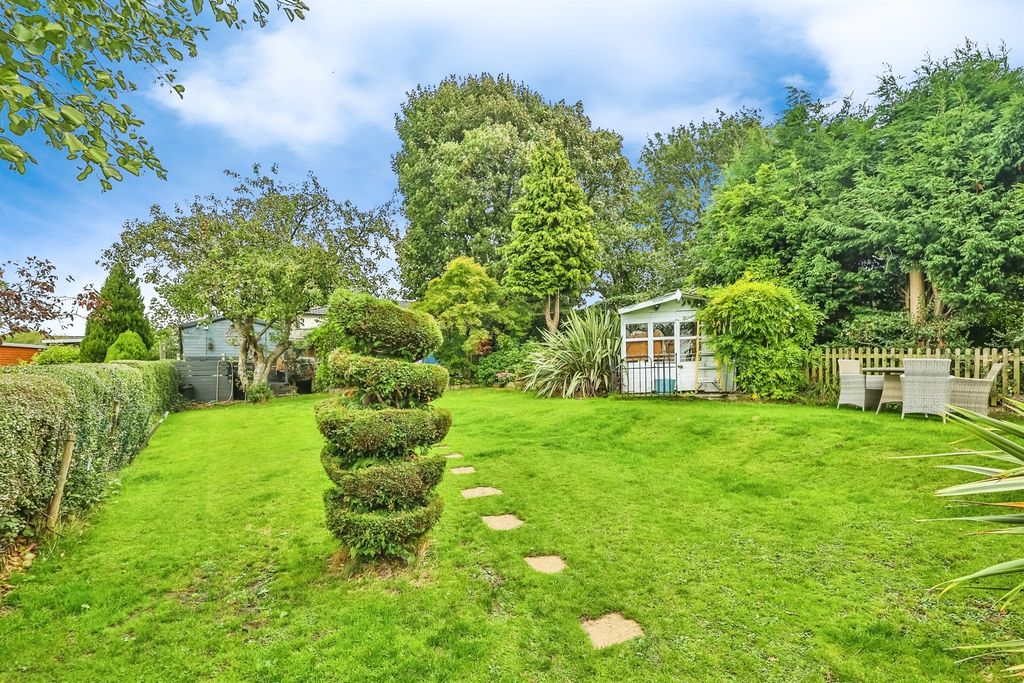 Additional image 22 of 5 bed detached house for saleQuarry Hill Road, Ilkeston DE7