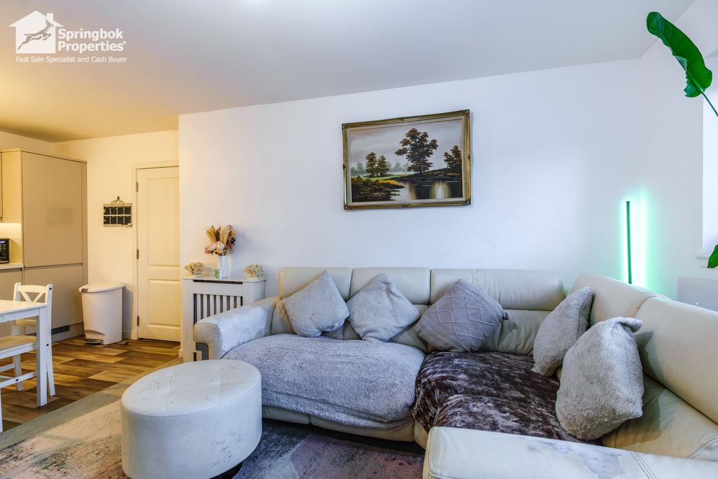 Property photo 2 of 16 Image 1