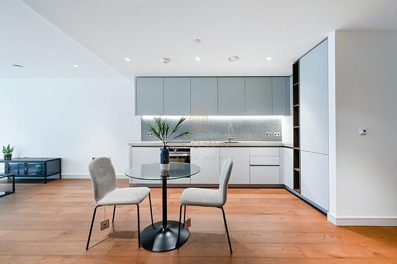 Property photo 2 of 16 Cutter Lane, 2, 502- (7).Jpg