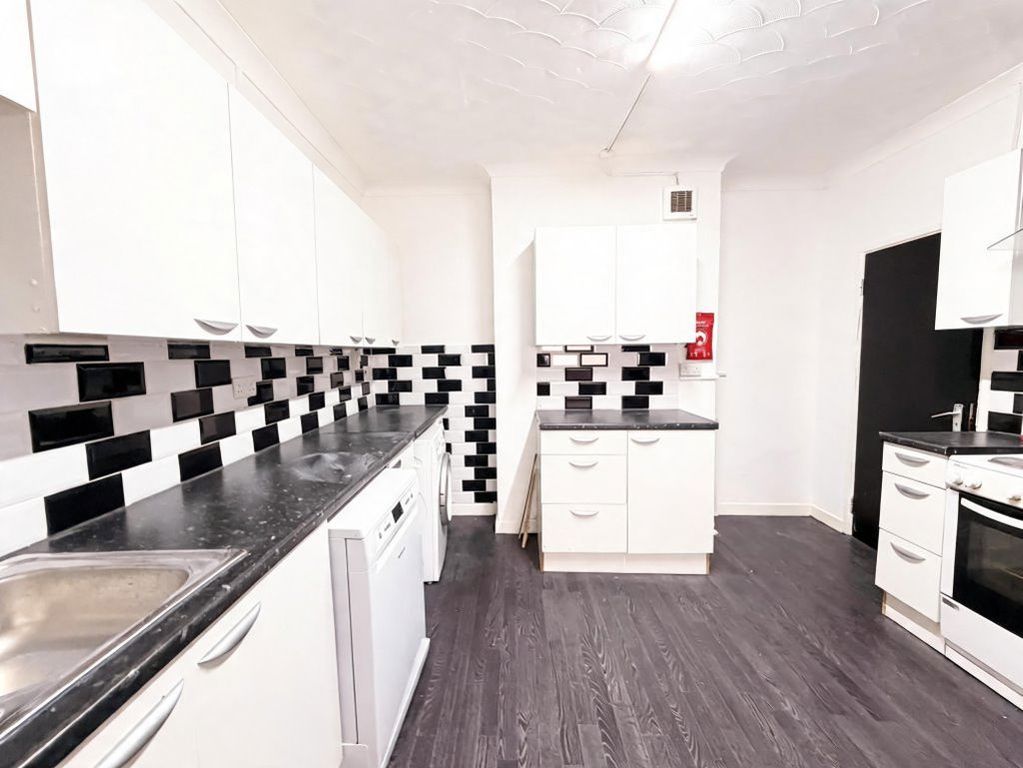 Property photo 3 of 3