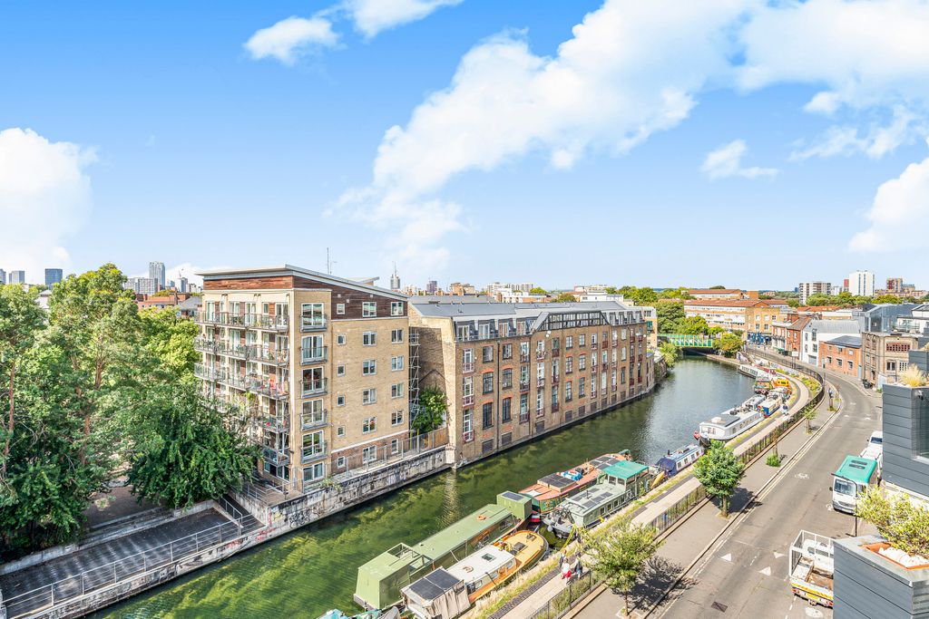 Property photo 2 of 13 Picture No. 14