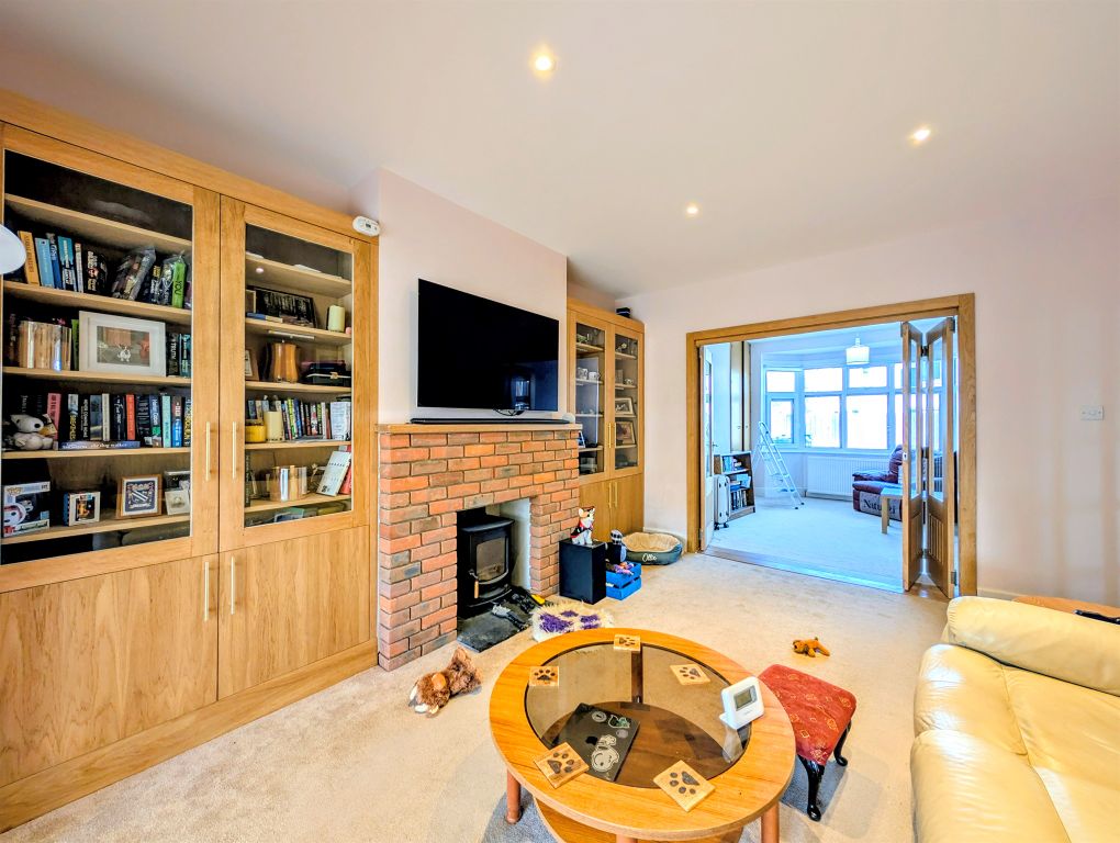 Property photo 3 of 19