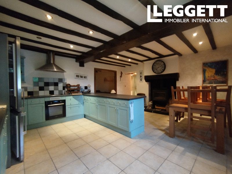 Property photo 3 of 10