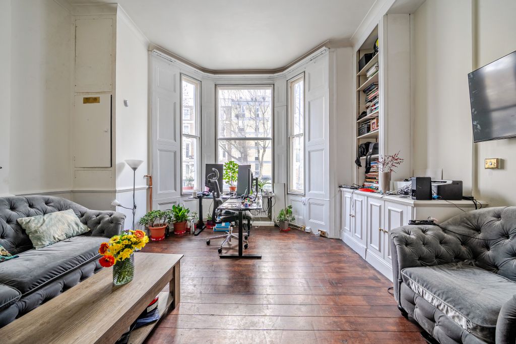 Property photo 2 of 14 Reception