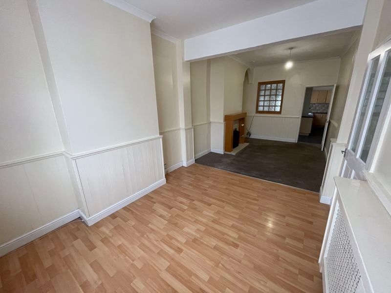Property photo 2 of 17 Photo 7