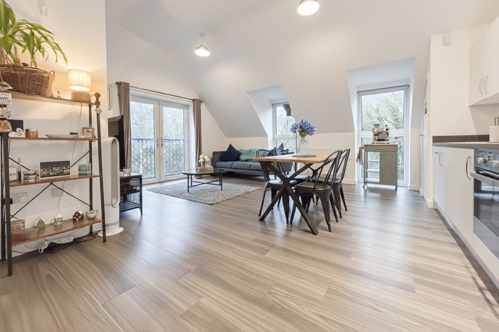 Property photo 2 of 15 Picture 2