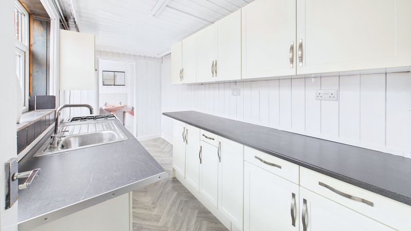 Property photo 2 of 8 Photo 2