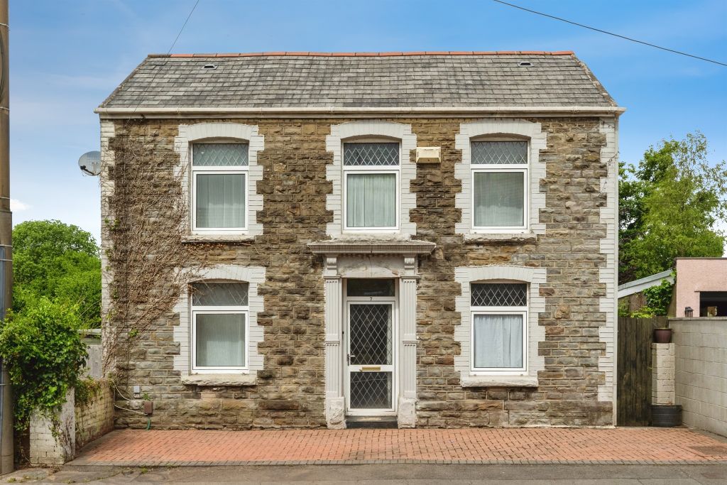 Property photo 1 of 24