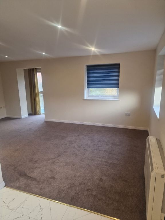 Property photo 3 of 13 Gallery