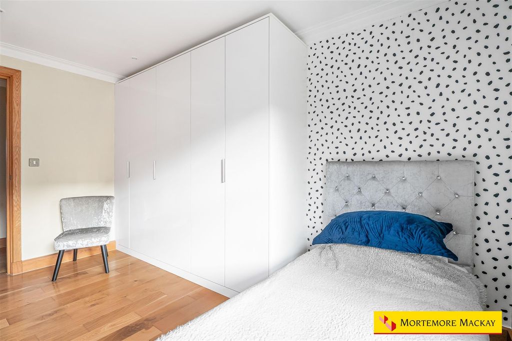 Additional image 16 of 2 bed flat for saleVillage Road, Enfield EN1