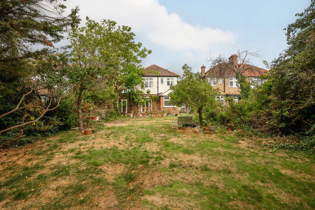 Property photo 1 of 5 Picture No. 07