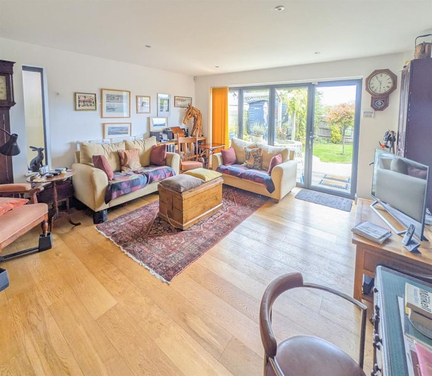 Property photo 3 of 19 16-Img-20251001-Wa0044.Jpg