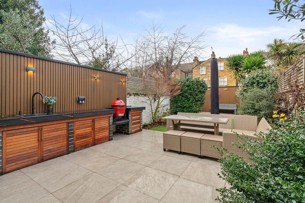 Property photo 2 of 28 Stephendaleroad43-13.Jpg