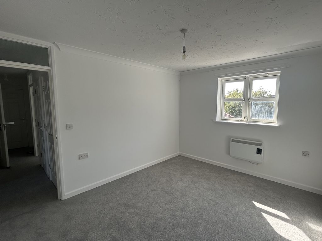 Property photo 3 of 11 Img_0293