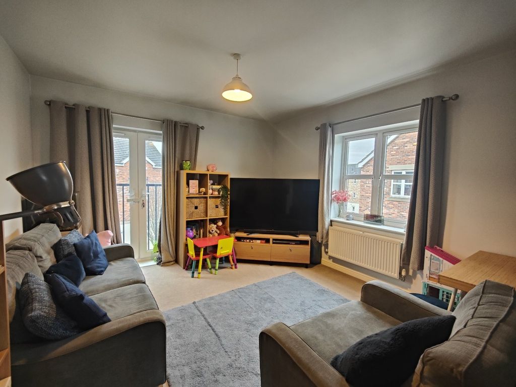 Property photo 2 of 11 Picture No. 18