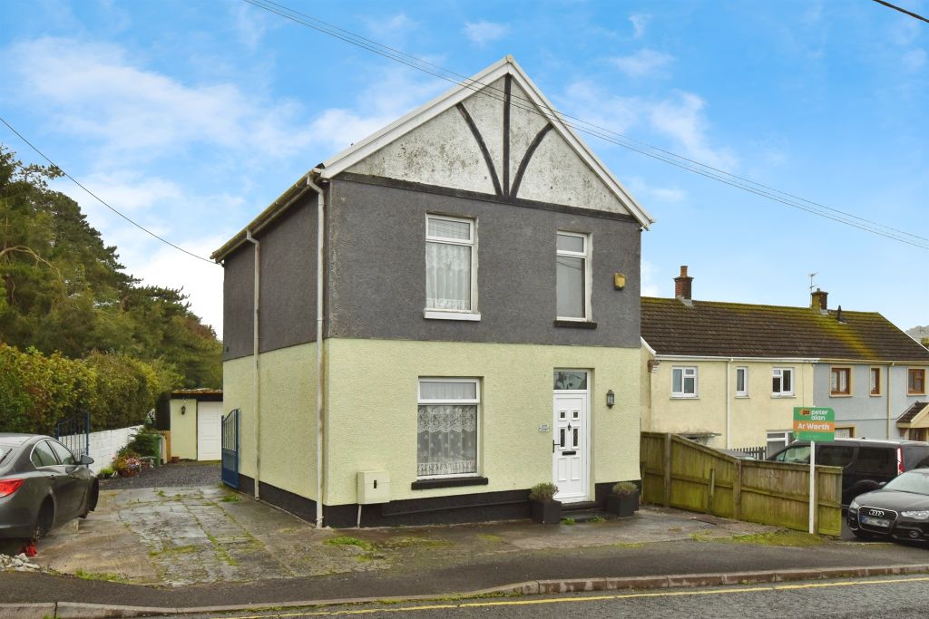 Property photo 1 of 16