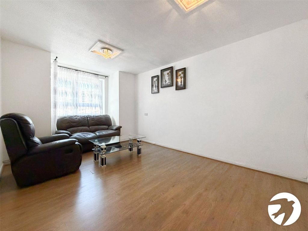 Property photo 2 of 7 Picture No. 03